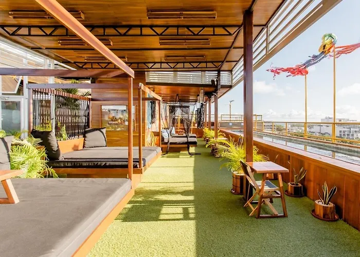 Apartment Location! Steps To Balcony 38st Art Expo